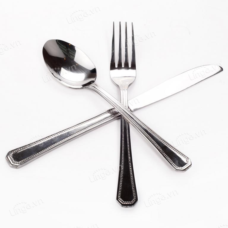Knife - spoon - Plate